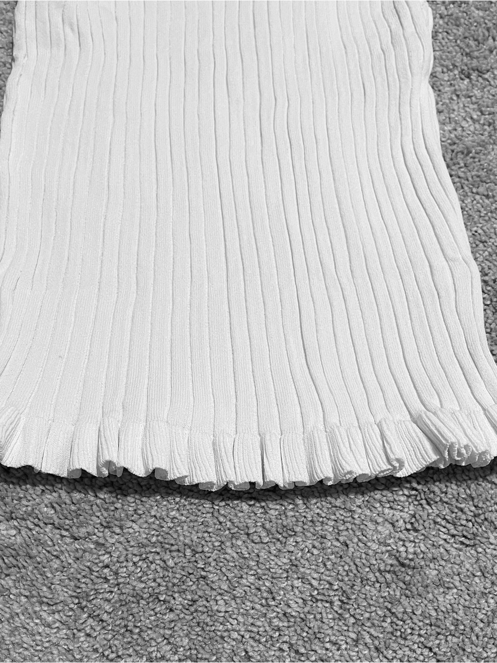 Women's Ruffle & Pleated Tank Set - Picture 5 of 9